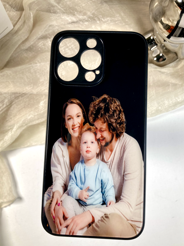 Best Family Gift: Personalized Phone Cases with Your Family Photos