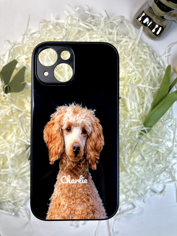 Love at First Swipe: Personalized Phone Accessories with Your Pet Memories