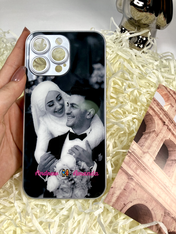 Surprise Them with Love: Customized Phone Cases, Galaxy & iPhone with Your Photos